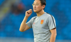 孙继海：邵佳一是现阶段适合执教国足的人，搞青训急功近利不可取